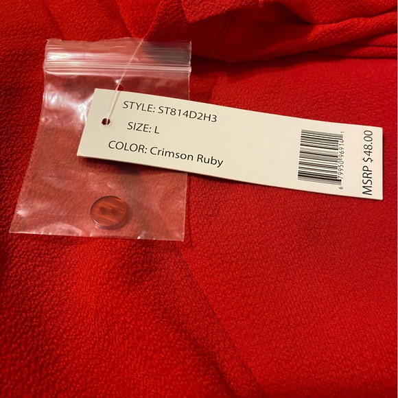 NWT Zac & Rachel crimson red long sleeve, high/low blouse. Sz. Large. - Picture 5 of 6